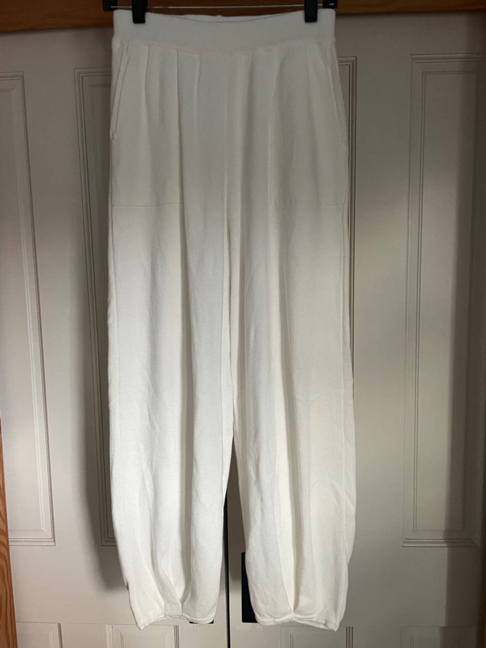 Women's White Wide-Leg Knit Joggers
